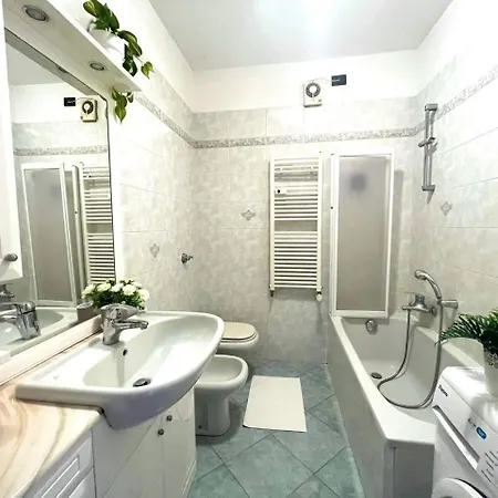 Comfort Living アパート